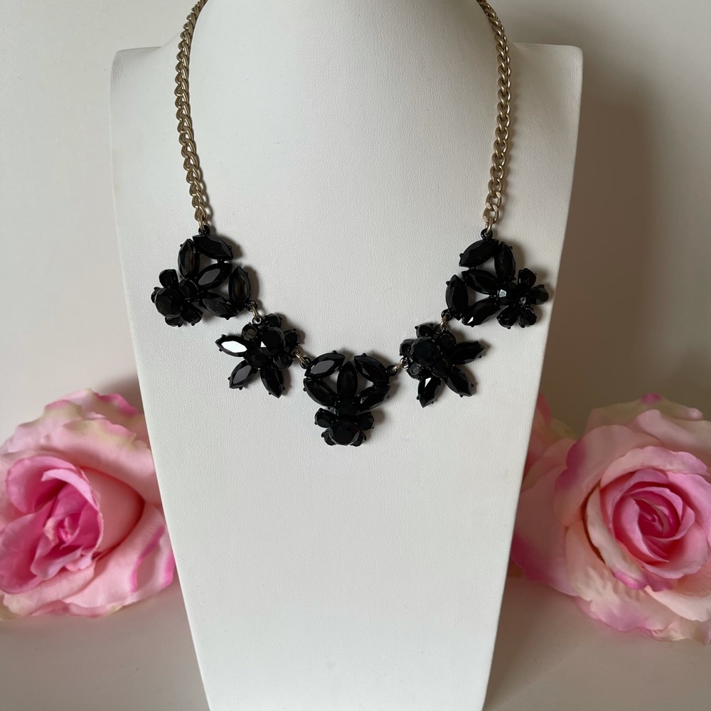 J.crew black statement necklace - Picture 4 of 6